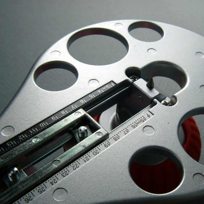 NT Circular Cutter C-3000GP Equipment Instrument Easy To Use Silver Red NEW_3