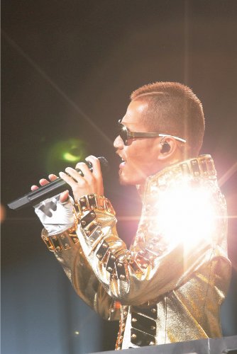 EXILE LIVE TOUR 2011 TOWER OF WISH [Blu-ray Disc] Standard Edition RZXD-59090_6