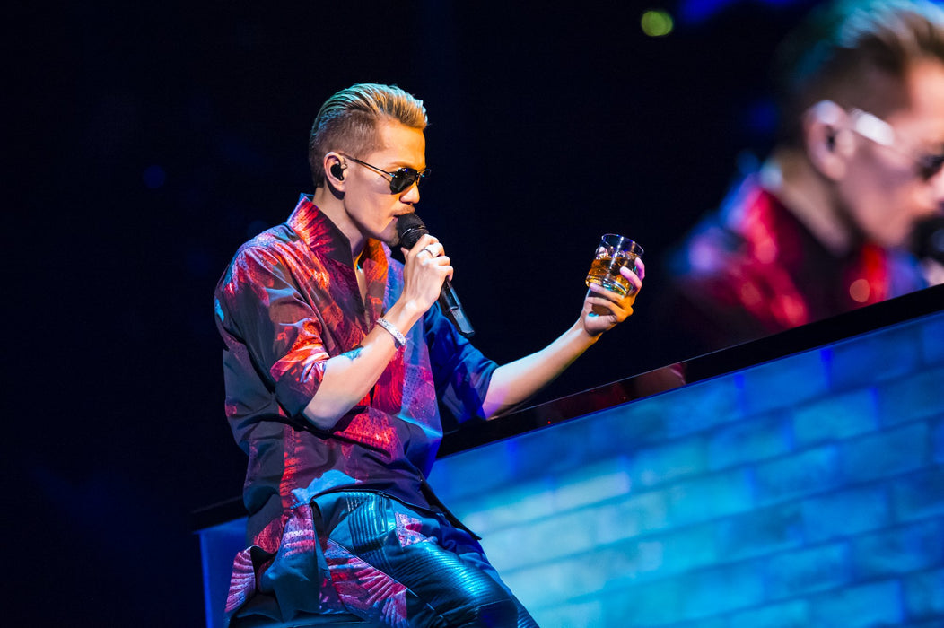 EXILE ATSUSHI LIVE TOUR 2014 Music [Blu-ray Disc] Standard Edition RZXD-59708_3
