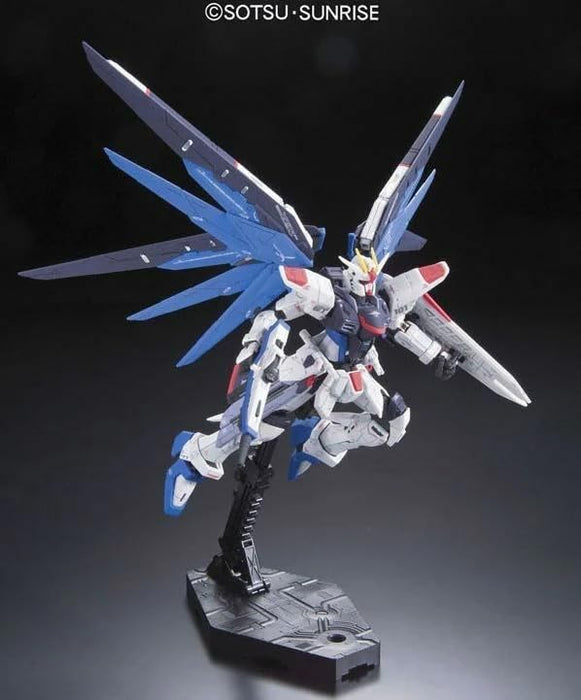 RG 1/144 Gundam SEED ZGMF-X10A Freedom Gundam Plastic Model Kit 2143383 NEW_3