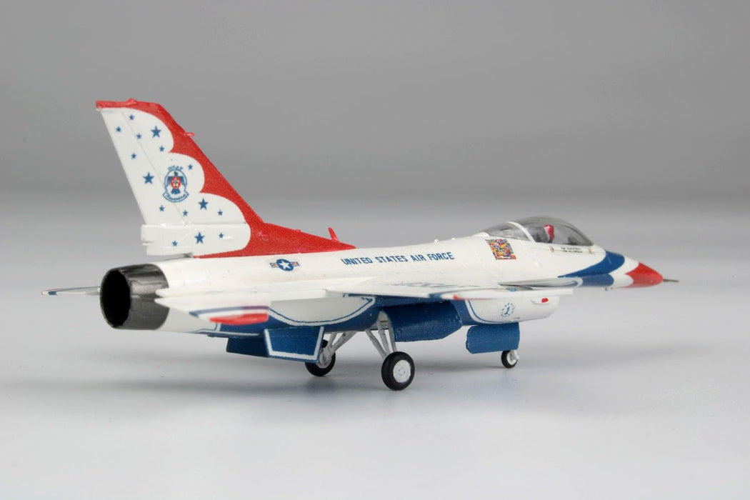 PLATZ 1/144 USAF F-16C Fighting Falcon Thunderbirds Plastic Model Kit FC-22 NEW_3