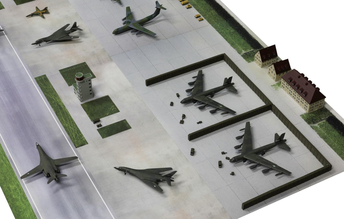 PIT-ROAD SPS30 1/700 SKY WAVE SPS SERIES U.S. Air Force Guam Andersen AFB 1980s_3