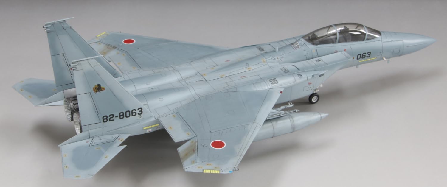 FineMolds 1/72 Aircraft Series JASDF F-15DJ Fighter Jet Plastic Model Kit FP52_2