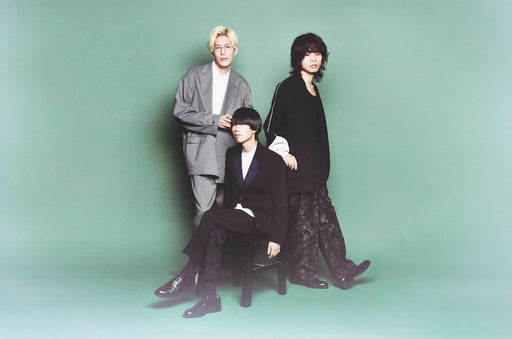 [CD] eyes 2-disc First Press Limited Edition Oishikuru Melon Bread XNRJ-10036_2