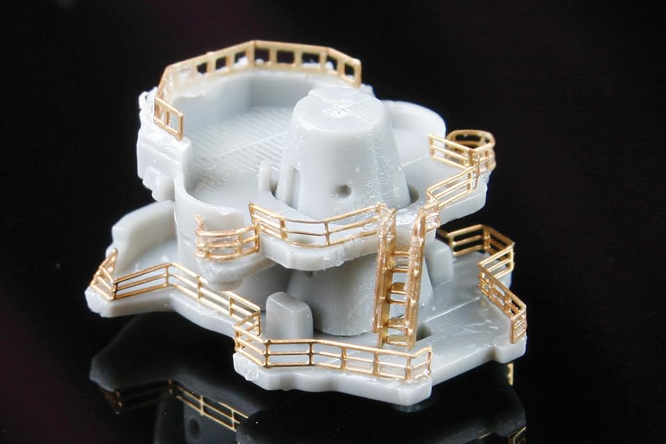 1/700 IJN Light Cruiser Yahagi 1945/1944 Full Hull Model w/Etching FH-37 EX-1_5