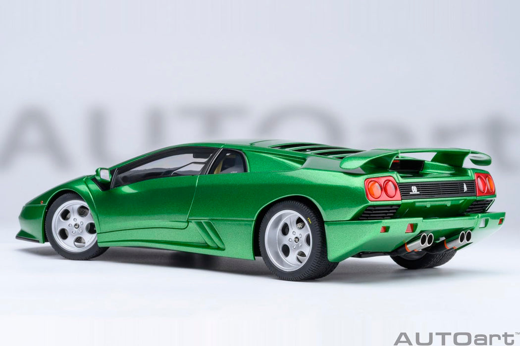 AUTOart 1/18 scale Lamborghini Diablo SE30 Metallic Green Model Car 79150 NEW_2