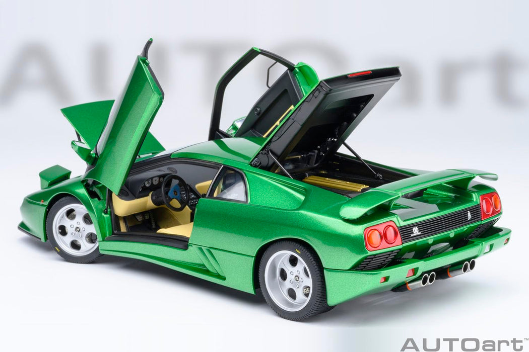 AUTOart 1/18 scale Lamborghini Diablo SE30 Metallic Green Model Car 79150 NEW_6
