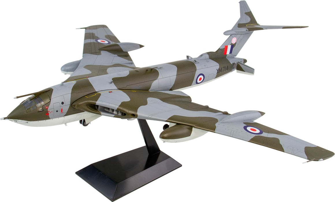 Pit-Road 1/144 RAF Strategic Bomber Victor B.2 Plastic Model Kit SN18 Air Craft_1