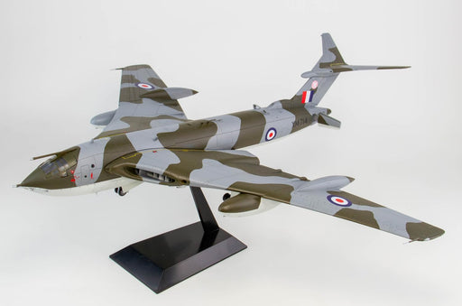 Pit-Road 1/144 RAF Strategic Bomber Victor B.2 Plastic Model Kit SN18 Air Craft_2