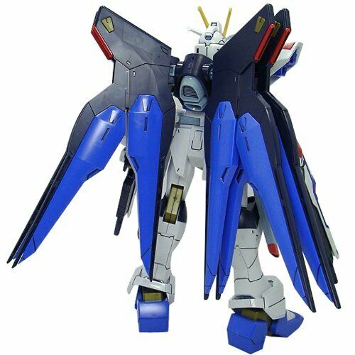 Bandai Strike Freedom Gundam (1/100) Plastic Model Kit NEW from Japan_2