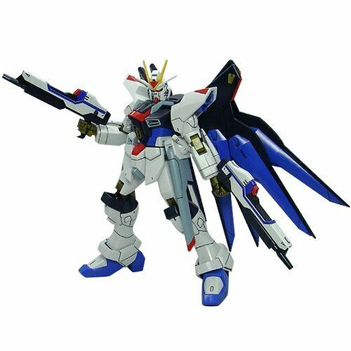 Bandai Strike Freedom Gundam (1/100) Plastic Model Kit NEW from Japan_3