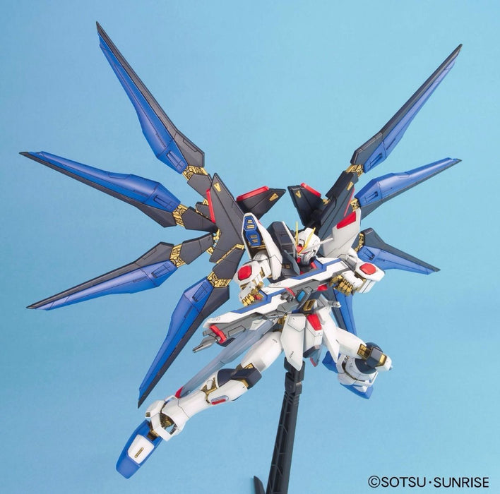 BANDAI MG 1/100 ZGMF-X20A STRIKE FREEDOM GUNDAM Plastic Model Kit Gundam SEED_3