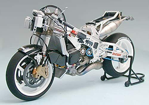 Tamiya 1/12 otorcycle series No.81 Suzuki RGV-Gamma (XR89) Plastic Model Kit NEW_3