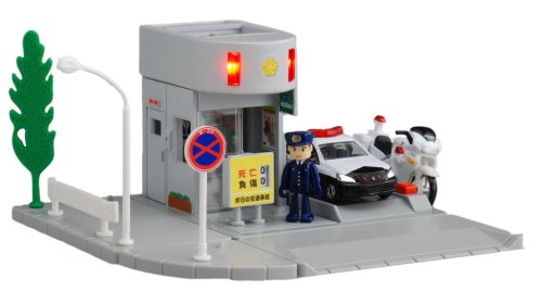 TAKARA TOMY TOMICA TOWN POLICE STATION NEW from Japan F/S_1