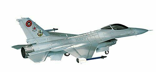 Hasegawa F-16N Top Gun (Plastic model) NEW from Japan_1