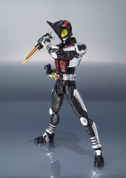 S.H.Figuarts Masked Kamen Rider DARK KABUTO Action Figure BANDAI from Japan_2