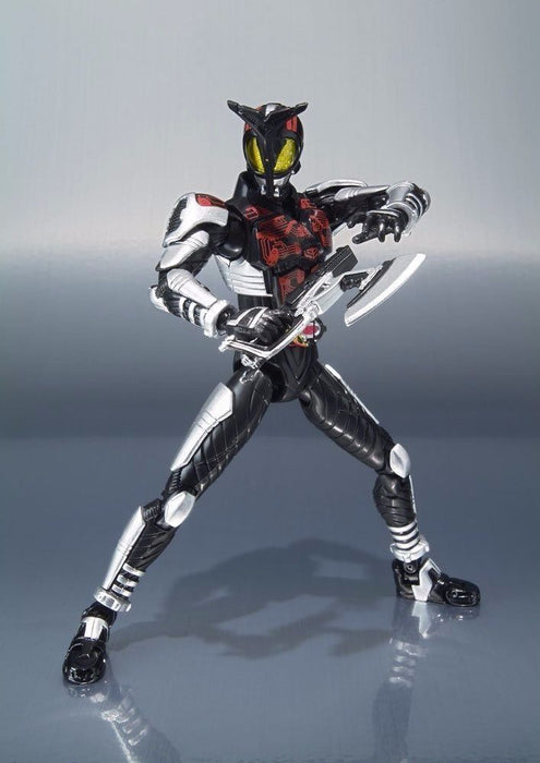 S.H.Figuarts Masked Kamen Rider DARK KABUTO Action Figure BANDAI from Japan_3