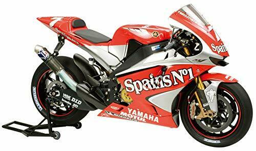 Tamiya Motorcycle series No.100 Yamaha YZR-M1'04 No7/No.33 Plastic Model Kit NEW_1
