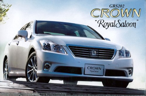 Aoshima TOYOTA GRS202 Crown Royal Saloon '10 Plastic Model Kit from Japan_1