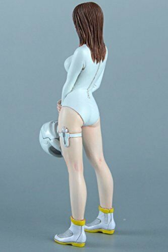 BRICK WORKS Ma.K. Female Space Pilot A Wearing Inner Suit 1/20 Resin Cast Kit_4
