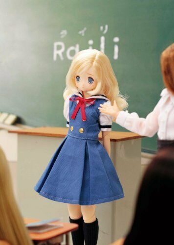 EX Cute Foreign Student from North Europe / Raili (Fashion Doll) NEW from Japan_2
