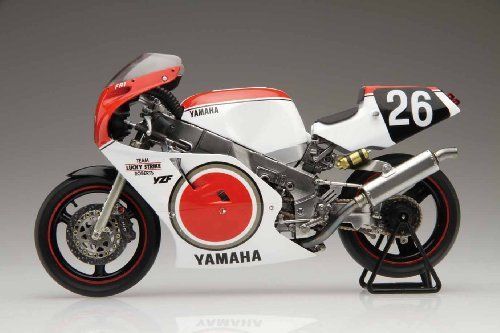 Fujimi 1/12 BIKE Yamaha YZF750 '87 Team Lucky Strike Roberts Model Kit NEW_3