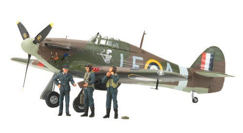 TAMIYA 1/48 Hawker Hurricane Mk.I w/3 Figure Model Kit NEW from Japan_1