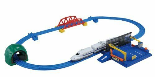 Plarail Let's Play with Tomica! Series N700 and Station Parking Set NEW_1