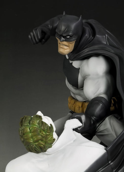 ARTFX BATMAN HUNT THE DARK KNIGHT 1/6 PVC Figure Kotobukiya NEW from Japan_2
