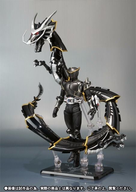 S.H.Figuarts Masked Kamen Rider Ryuki RYUGA Action Figure BANDAI from Japan_3