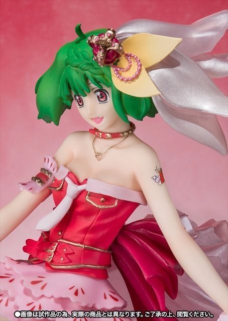 Figuarts ZERO Macross RANKA LEE WISH OF VALKYRIE GLOWING RED PVC Figure BANDAI_5