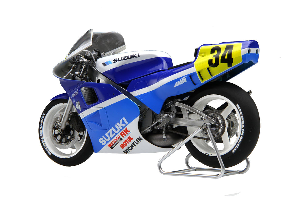 Fujimi 1/12 BIKE Series No.18 Suzuki RGV- "late type XR-74 '88 Plastic Model Kit_2