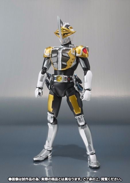 S.H.Figuarts Masked Kamen Rider Den-O AXE FORM Action Figure BANDAI from Japan_2