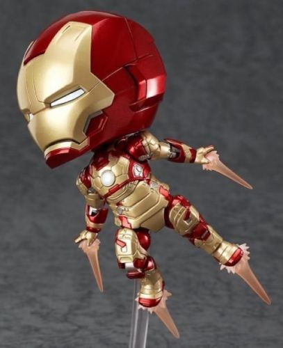 Nendoroid 349 Iron Man Mark 42 Heroâ€™s Edition + Hall of Armor Set Figure_4