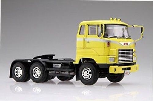 Aoshima 1/32 HEAVY FREIGHT Hino HH Tractor Head Plastic Model Kit from Japan NEW_2