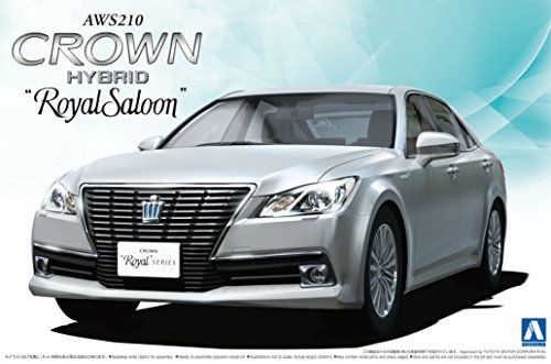 Aoshima TOYOTA AWS210 Crown Hybrid Royal Saloon G '12 Plastic Model Kit NEW_1