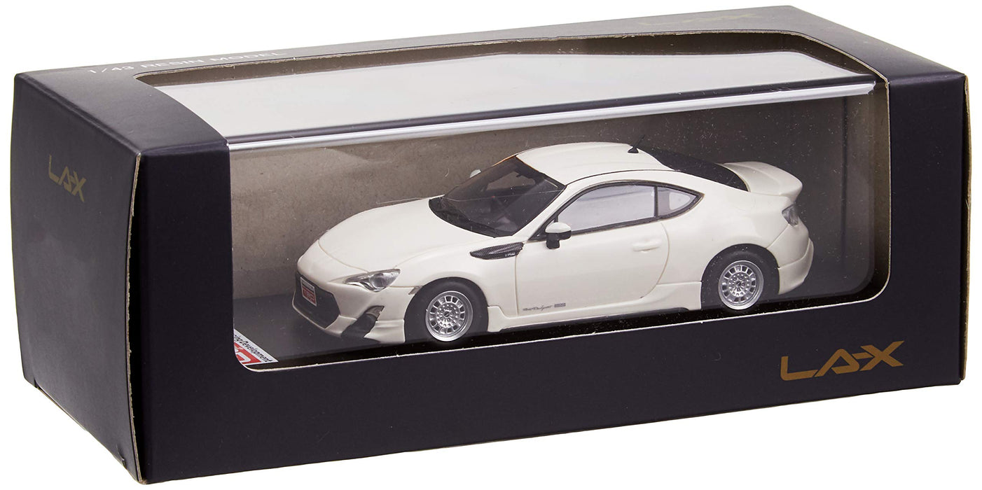 Kokusai Boeki LA-X 1/43 Toyota 86 TRD Customized Concept Satin WhitePearl L43027_4