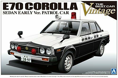 Aoshima 1/24 E70 Corolla Sedan Early Type Patrol Car Plastic Model Kit NEW_1