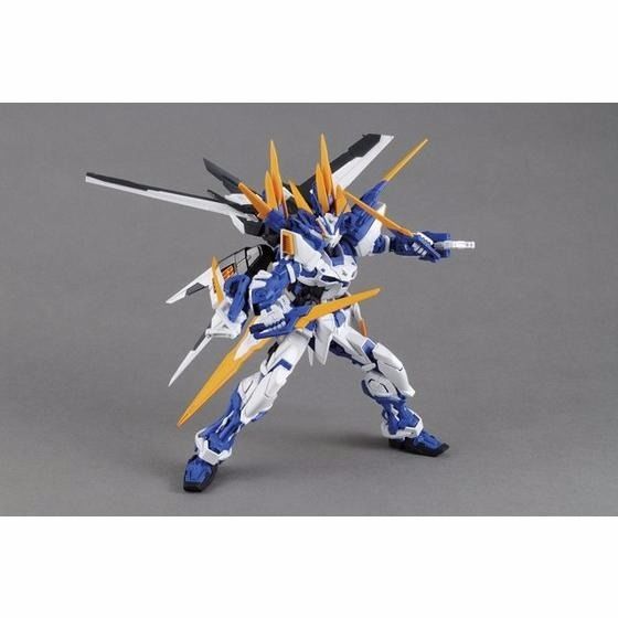 BANDAI MG 1/100 GUNDAM ASTRAY BLUE FRAME D Plastic Model Kit Gundam Astray_3