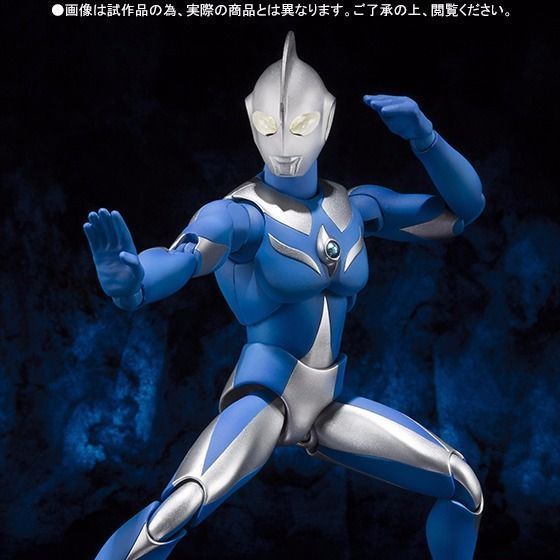 ULTRA-ACT ULTRAMAN COSMOS LUNA MODE Action Figure BANDAI TAMASHII NATIONS Japan_2