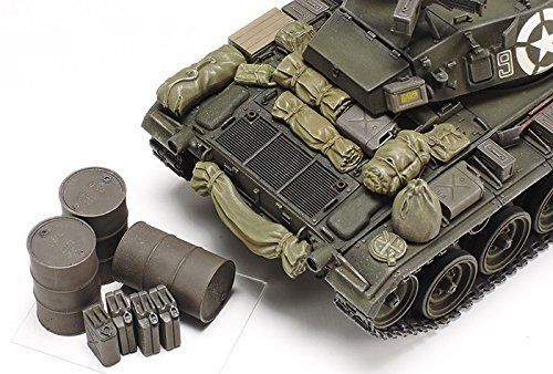 TAMIYA 1/35 U.S. Light Tank M24 Chaffee Model Kit NEW from Japan_3