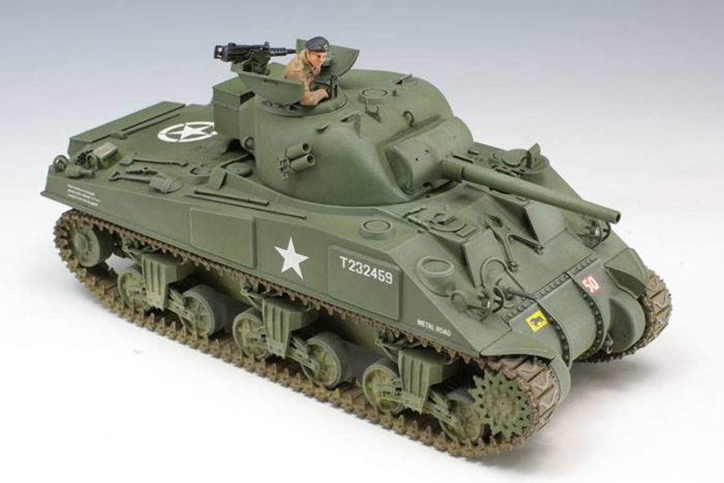 Asuka model 1/35 British Army Sherman 5 M4A4 Plastic model Kit 35-016 NEW_5