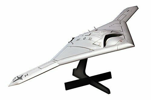 Platz 1/72 US Navy Unmanned Bomber X-47B Flight State (with Stand) Plastic Model_2