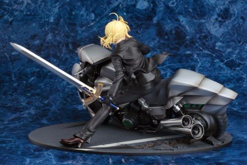 Fate/Zero Saber & Saber Motored Cuirassier 1/8 PVC figure Good Smile Company_6