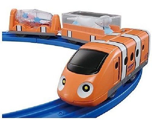 TAKARA TOMY PLARAIL DISNEY PIXER DREAM RAILWAY NEMO LUCKY FIN TRAIN NEW Japan_2