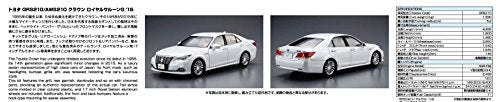 Aoshima 1/24 Toyota GRS210/AWS210 Crown Royal Saloon G'15 Plastic Model Kit NEW_6