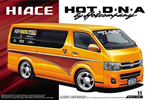 Aoshima TOYOTA Hot Company TRH200V Hiace '12 Plastic Model Kit from Japan NEW_1