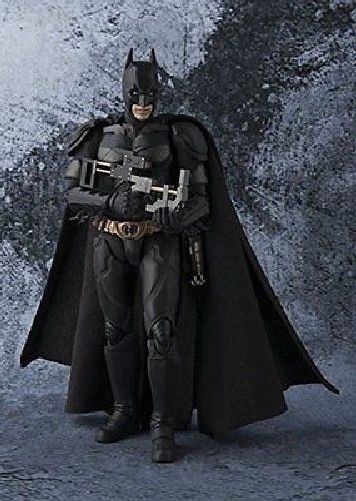 S.H.Figuarts BATMAN The Dark Knight Action Figure BANDAI NEW from Japan F/S_4