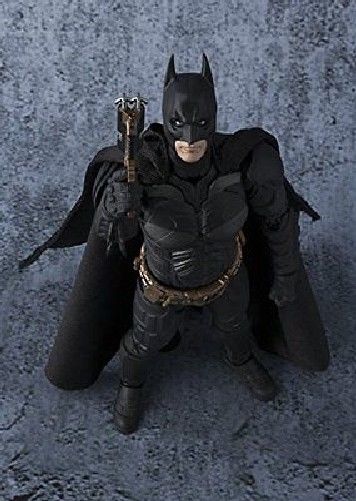 S.H.Figuarts BATMAN The Dark Knight Action Figure BANDAI NEW from Japan F/S_5