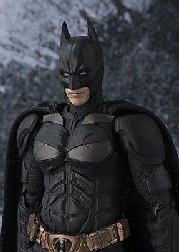 S.H.Figuarts BATMAN The Dark Knight Action Figure BANDAI NEW from Japan F/S_6